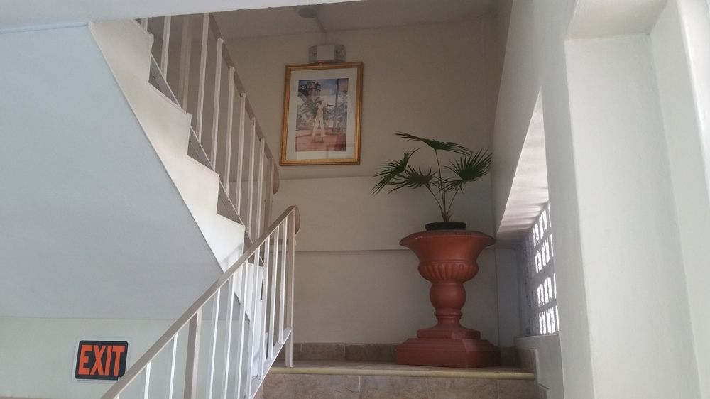 Melrose Beach Apartments Inc Bridgetown Dış mekan fotoğraf